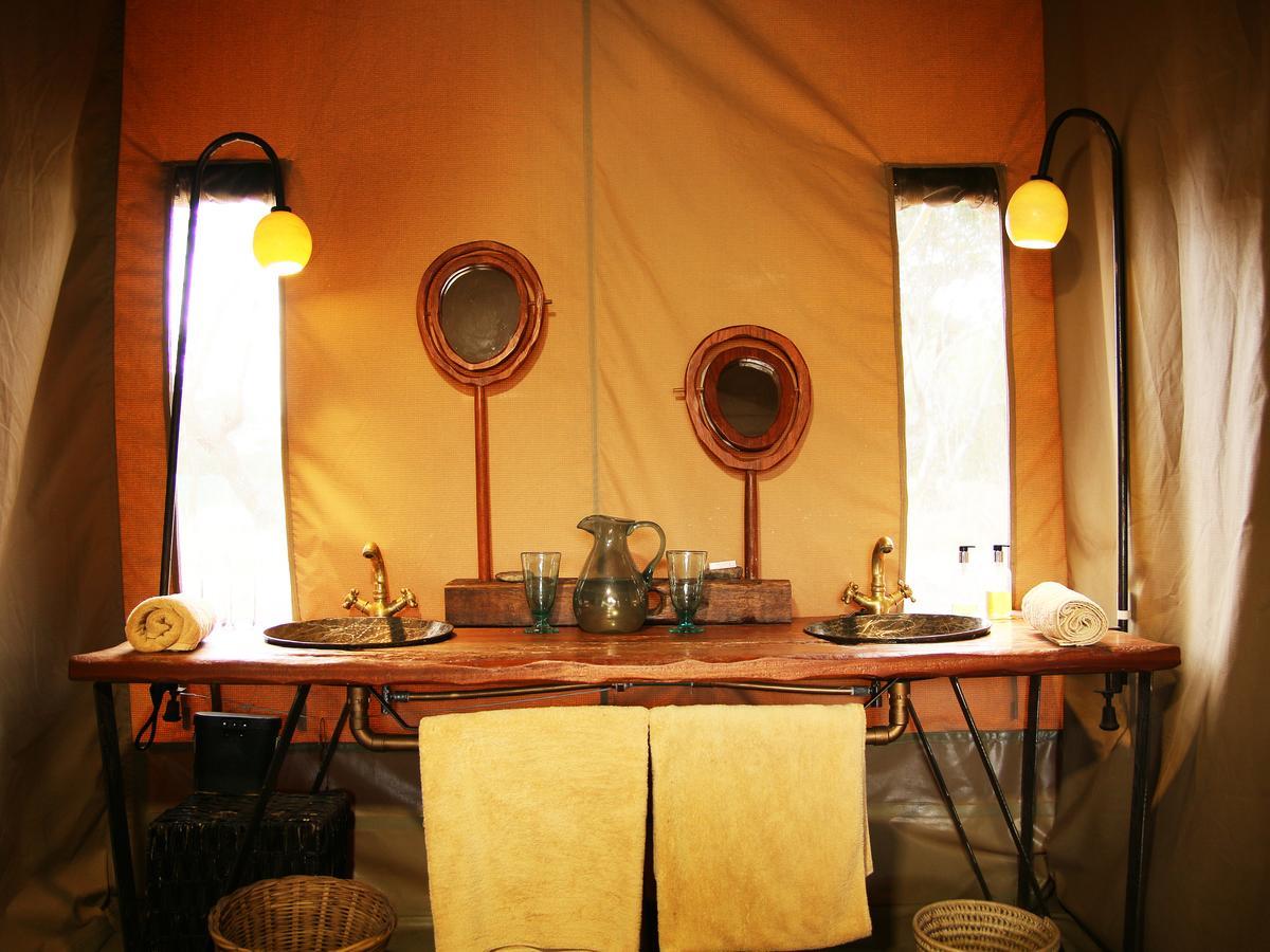 ホテル Olengoti Eco Safari Camp Talek エクステリア 写真